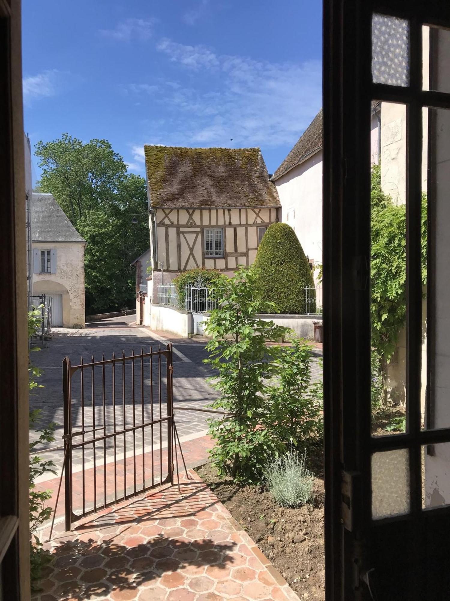 La Maison Jeanne D'Arc Saint-Fargeau  Szoba fotó